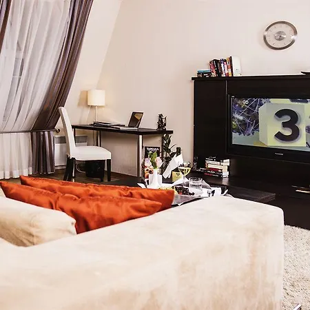 Senator Victory Square Apart-hotel 4*