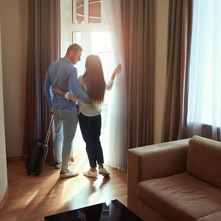 Senator Victory Square Apart-hotel 4*