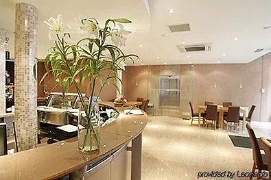 Apart-hotel Senator Victory Square 4*