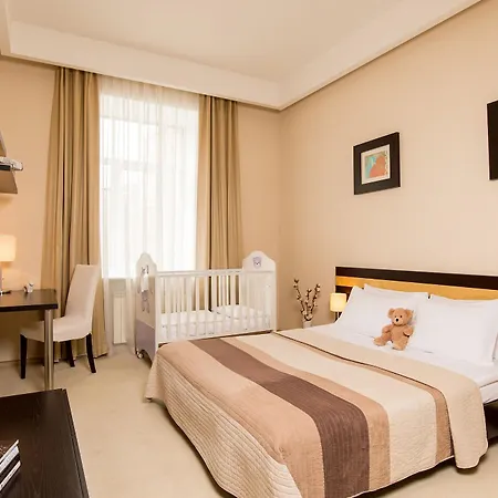 Senator Victory Square 4* קייב